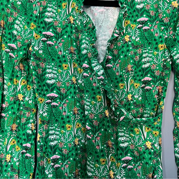 Boden Green Floral Wrap Top with Ruffle Detail Sz 4 - Picture 2 of 5
